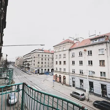 公寓 Nowowiejska Flat With A Balcony