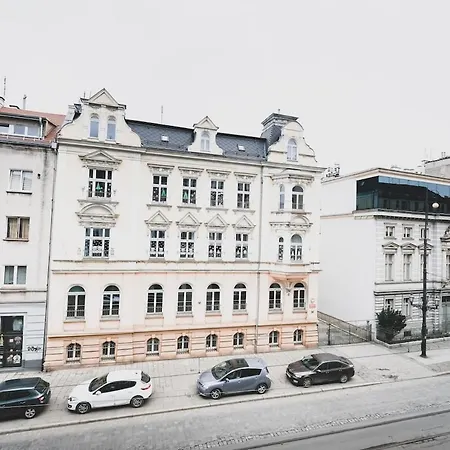شقة Nowowiejska Flat With A Balcony *
